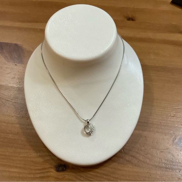 Swarovski:crystal heart pendant/charm w an adjustable 18”inch box chain/necklace